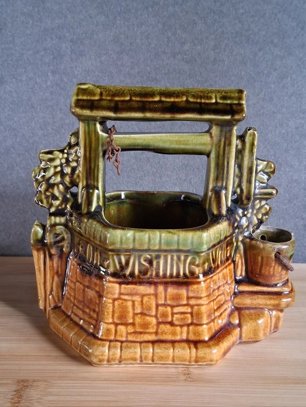 Vintage Mccoy Pottery Wishing Well Planter Green, Brown